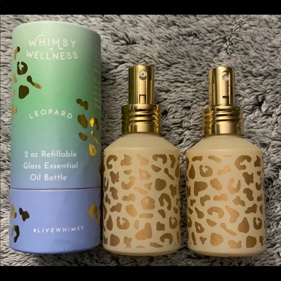Whimsy + Wellness Leopard print glass bottle set - Picture 6 of 6